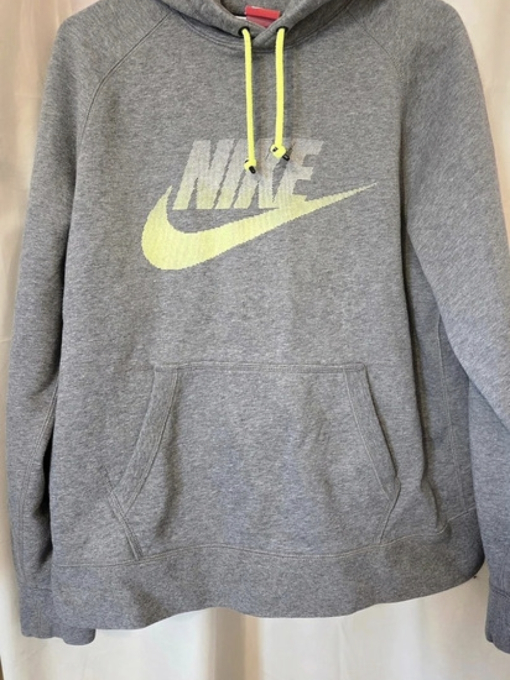 Nike Fleece Hoodie in Gray Like New